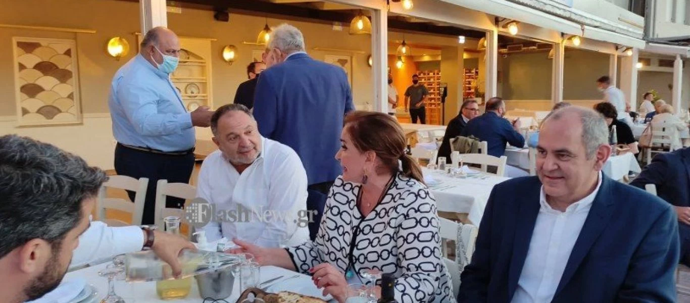 Η Ν.Μπακογιάννη «το είπε και το έκανε»: Πήγε στην Κρήτη! - Συνωστισμός σε γεύμα (φώτο)